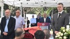 بحزنٍ وفخرٍ أقيمَ وداعُ قائد الحزب الشيوعي السوري، الرفيق عمار بكداش في أثينا
